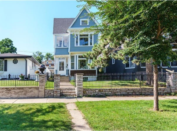 912 Iglehart Avenue, Saint Paul, MN 55104