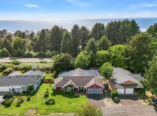3664 W CHINOOK AVE, Cannon Beach, OR 97110