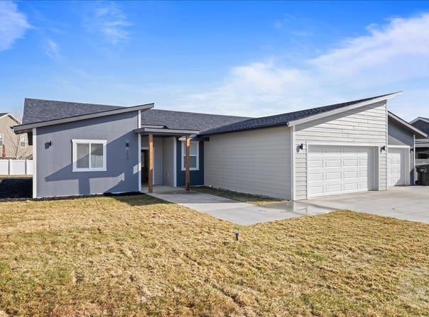 339 Annandale Rd, Billings, MT 59105