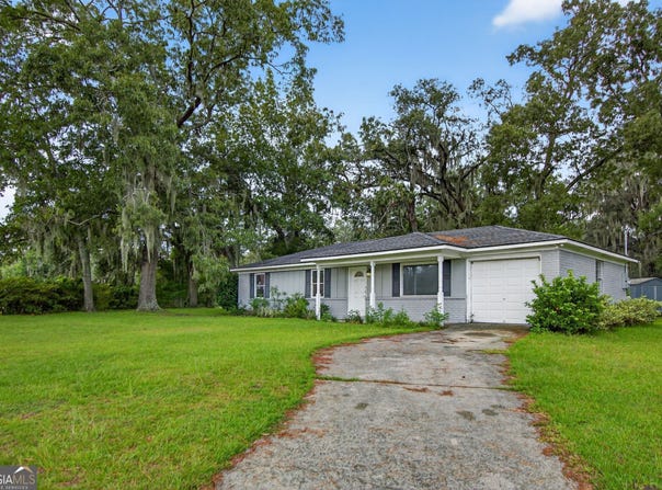 302 Larbre, Savannah, GA 31410