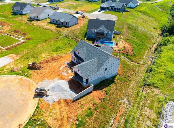 87 Betty Boyd Lane, Brandenburg, KY 40108