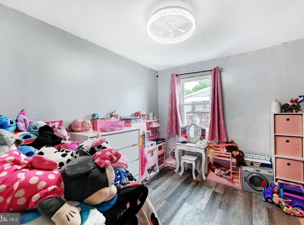 97 SHERRILL DRIVE, NEW OXFORD, PA 17350