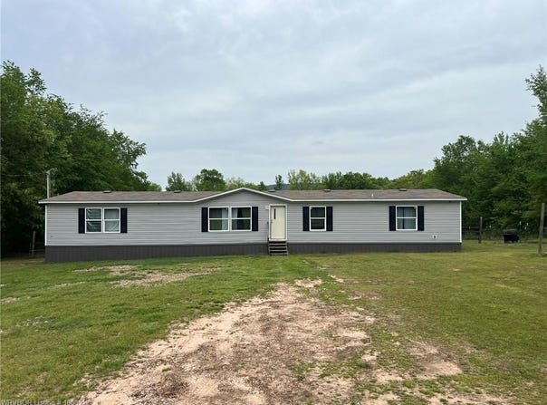 2676 Oak Ridge  RD, Ozark, AR 72949