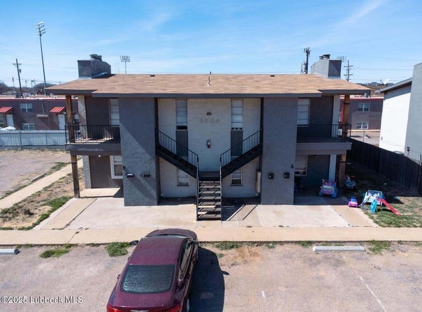 3208 Salisbury Avenue, Lubbock, TX 79410