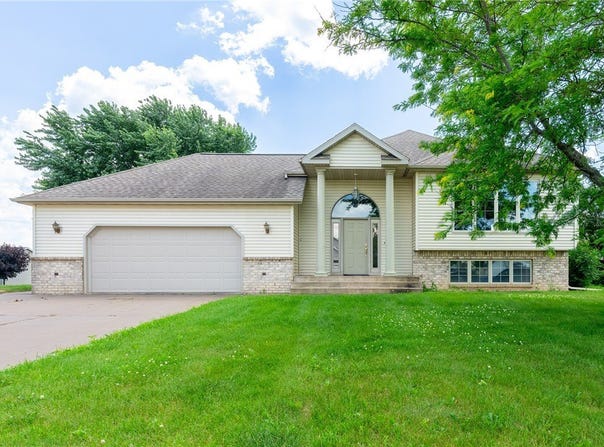 2102 Regal Court, Bloomer, WI 54724