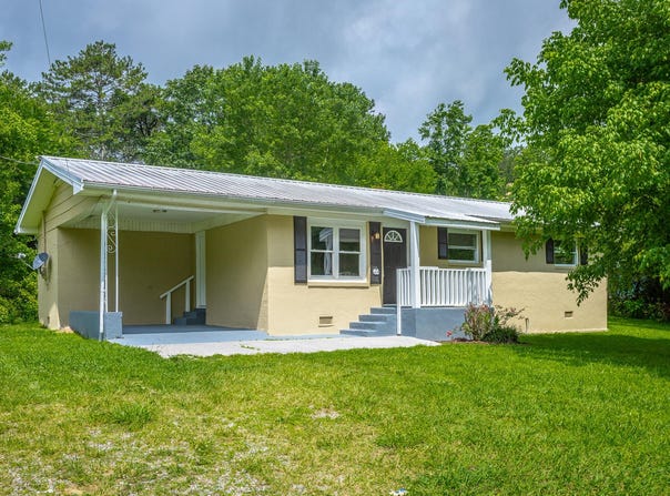 42 Hall Drive, LaFayette, GA 30728