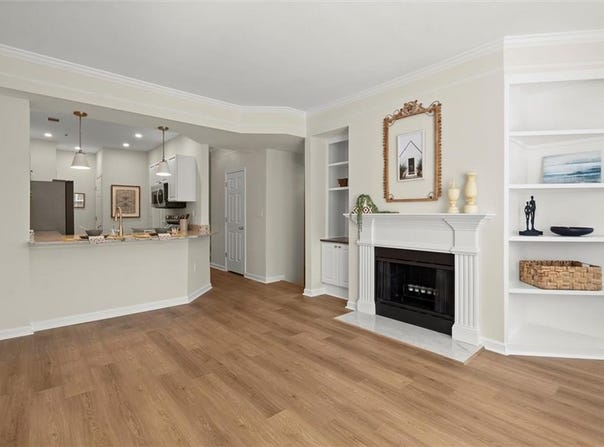 1024 Whitshire Way, Alpharetta, GA 30004
