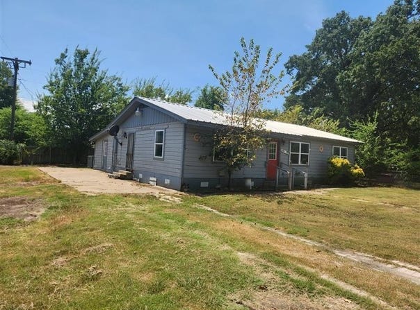 141 English Crossing, East Tawakoni, TX 75472