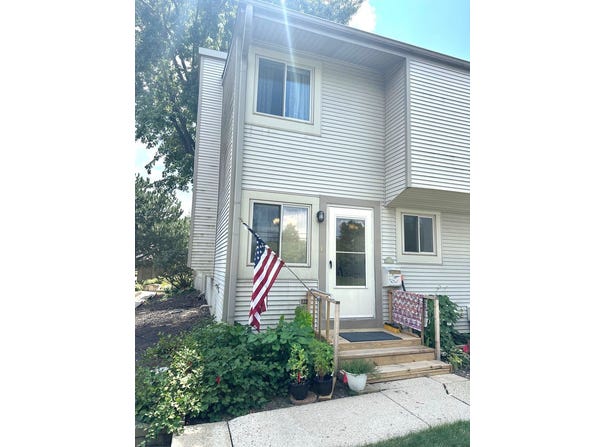 615 Verde Drive, Schaumburg, IL 60173