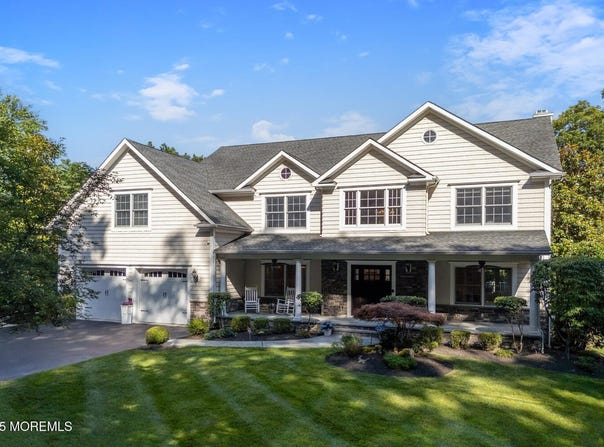 19 Old Phalanx Road, Lincroft, NJ 07738