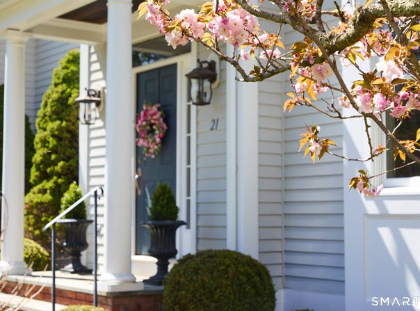 21 Dover Road, Westport, CT 06880