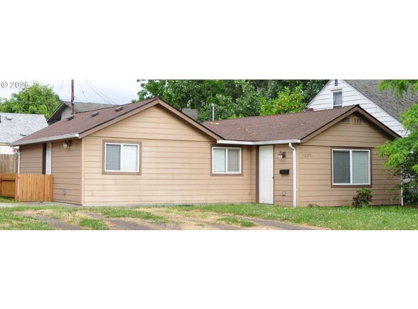 1225 HAYES ST, Eugene, OR 97402