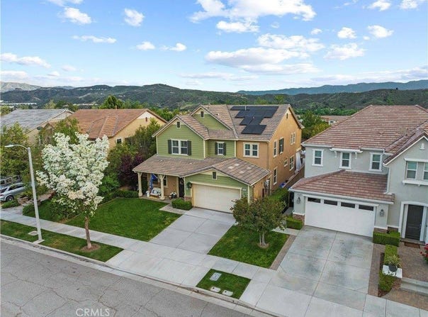22458 Plantation Court, Saugus, CA 91350