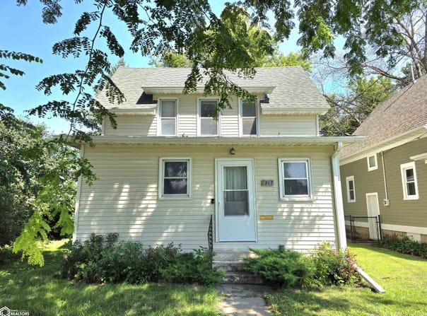 1317 N Washington Avenue, Mason City, IA 50401