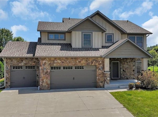 1504 20th Avenue S, Sartell, MN 56377