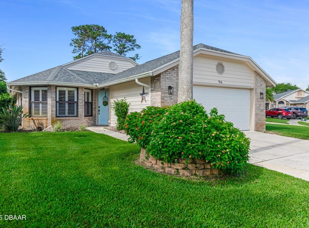 916 Ashmeade Court, Port Orange, FL 32127