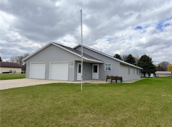 105 8th ST S, Hoffman, MN 56339