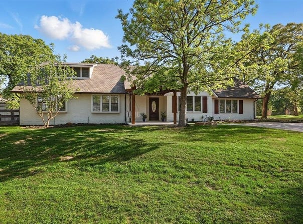 841 Caublestone Hill Drive, Argyle, TX 76226