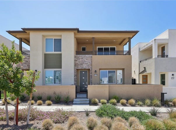 27217 Red Willow Court, Valencia, CA 91381