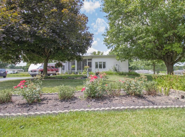 1492 S Old Hwy 27, Winchester, IN 47394