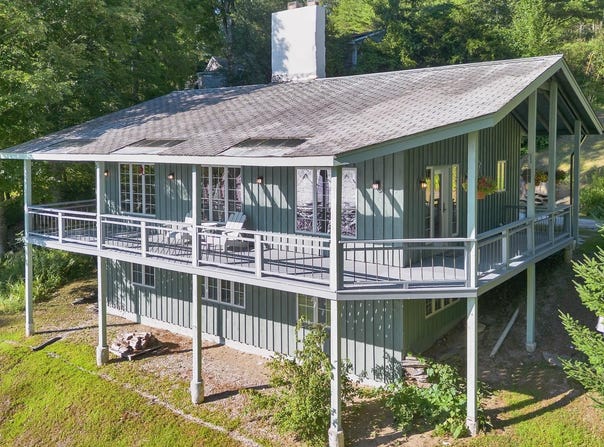 658 Johnson Spooner Road, Castleton, VT 05735