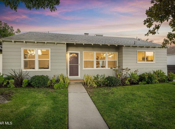 6348 Beeman Avenue, Valley Glen, CA 91606