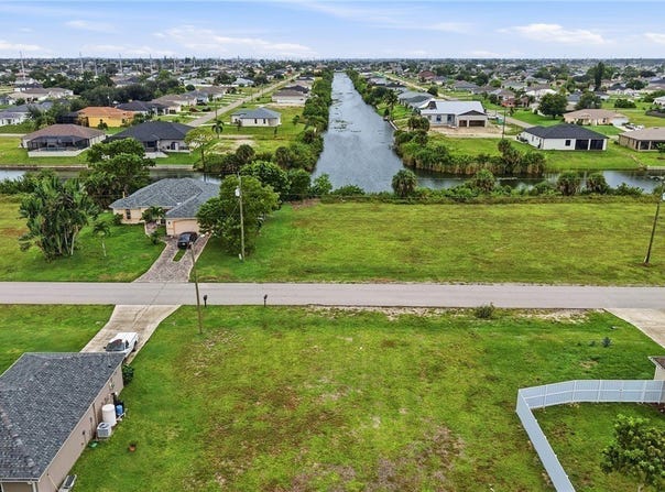 2506 NE 6th Avenue, Cape Coral, FL 33909