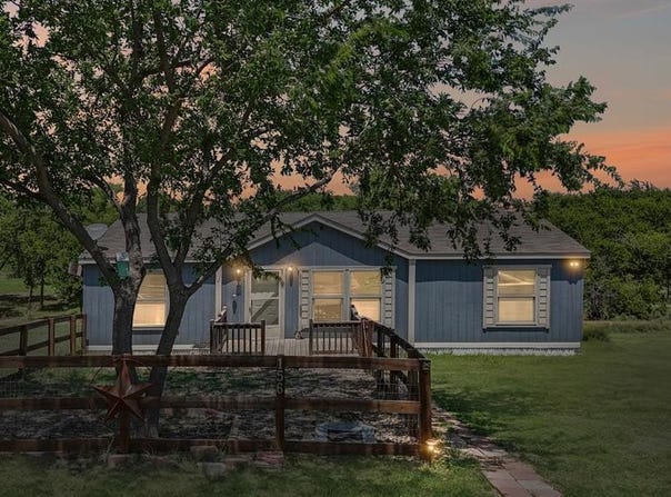 156 Aydelotte Court, Rhome, TX 76078