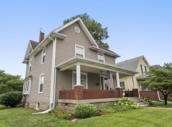 1502 Washington Street, Columbus, IN 47201