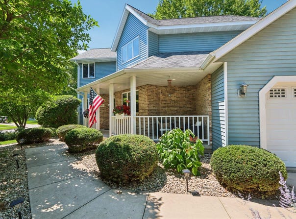 110 Saratoga Circle, Oregon, WI 53575