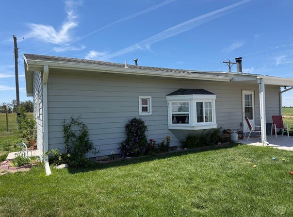 17986 W. Antelope Rd., Hershey, NE 69143