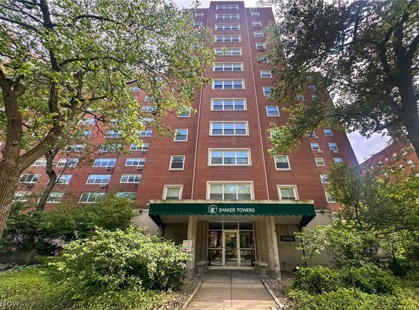 13800 Shaker Boulevard, Cleveland, OH 44120
