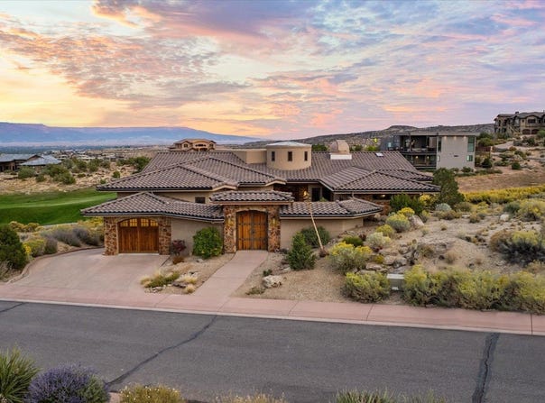 325 Hearthstone Court, Grand Junction, CO 81507