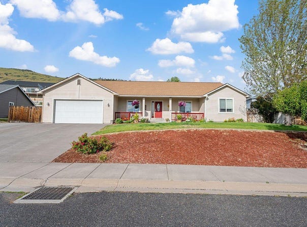 5841 N Hills Drive, Klamath Falls, OR 97603