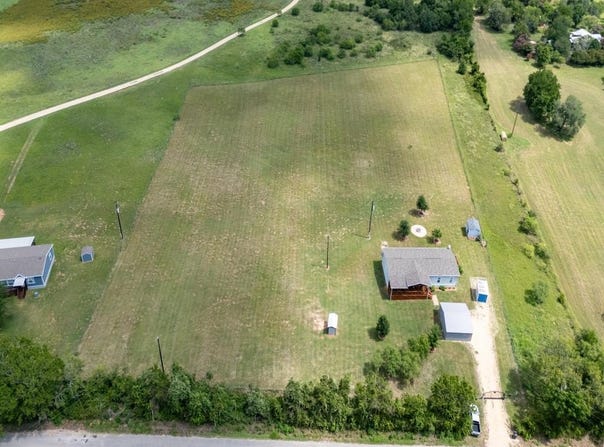 4220 Old McMahan RD, Lockhart, TX 78644
