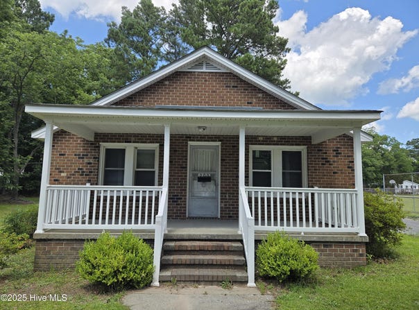 200 Martin Street, Williamston, NC 27892