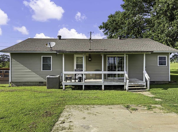 583 Grandview Road, Center Ridge, AR 72027