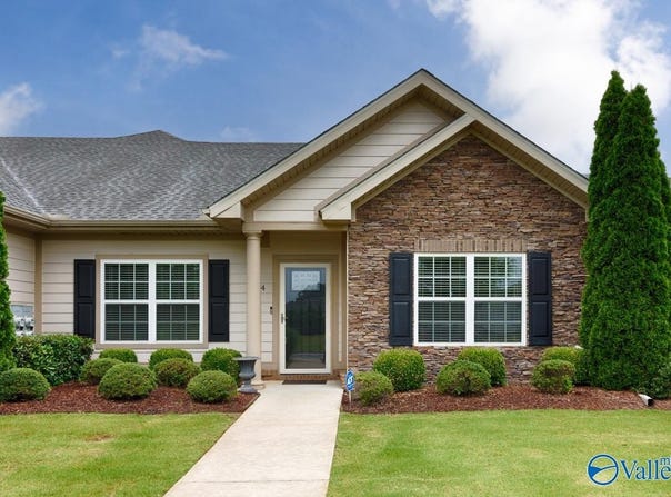 124 NW Moore Farm Circle, Huntsville, AL 35806