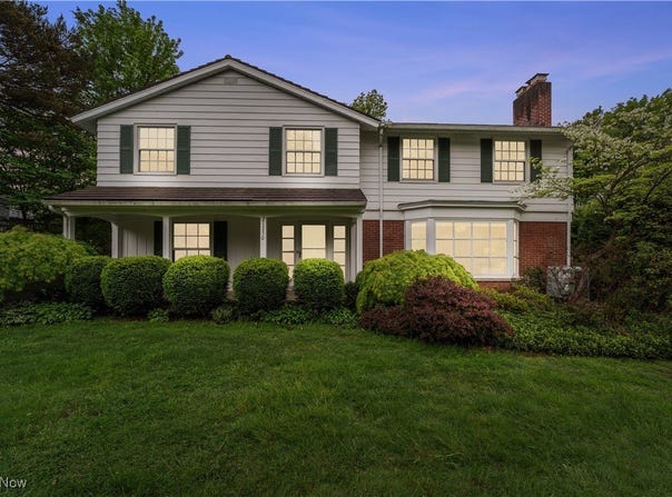 21250 Almar Drive, Shaker Heights, OH 44122