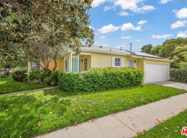 6961 Zelzah Ave, Reseda, CA 91335