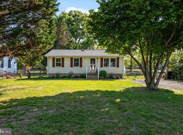 4 MAPLE Avenue, RIDGELY, MD 21660