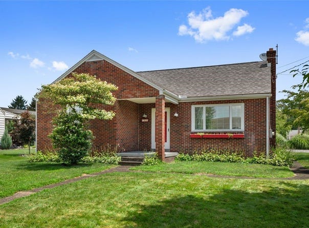 105 Brinker St, Derry Twp, PA 15650