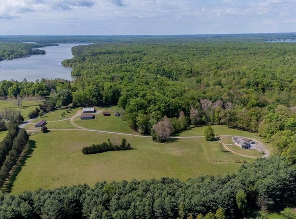 6000 HALEYS MILL RD, SPOTSYLVANIA, VA 22551
