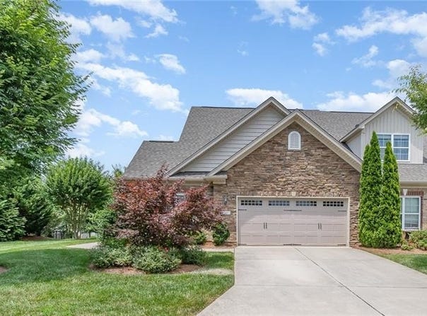 5207 York Place Court, Walkertown, NC 27051