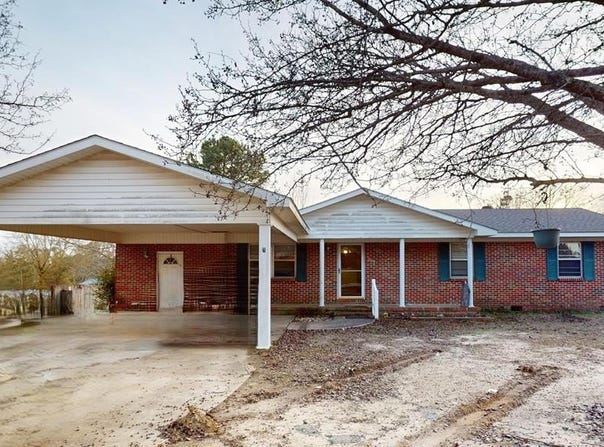 2613 Hickman Ave, Elba, AL 36323