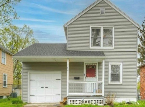 480 10th Street, Elyria, OH 44035
