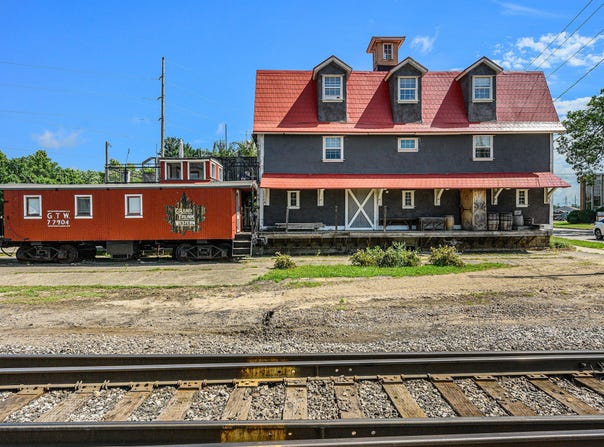 721 E Bridge Street, Plainwell, MI 49080