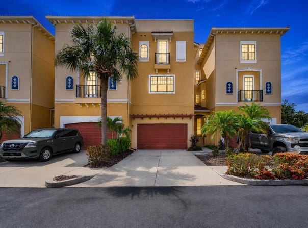 6407 MAYRA SHORES Lane, APOLLO BEACH, FL 33572