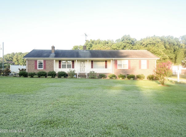 8571 Highway 58 N, Stantonsburg, NC 27883