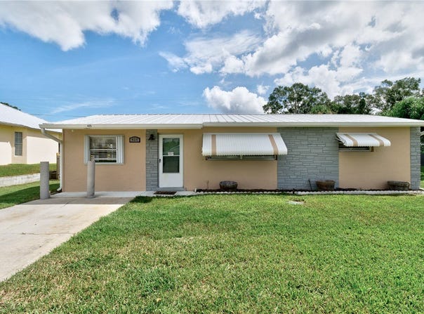 425 Easy Street, Sebastian, FL 32958